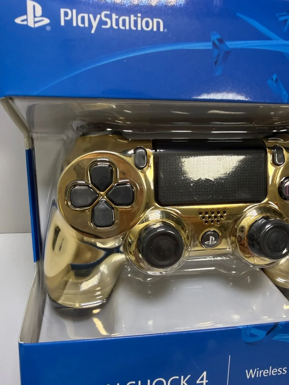 Sony DualShock 4 Wireless Controller - Metallic Gold